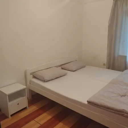 Budget Vratnik - Amazing Views Guest house *